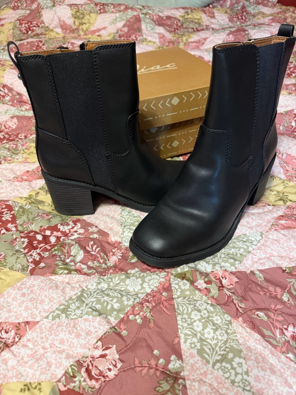 Black Mid-Heel Chelsea Booties - Women